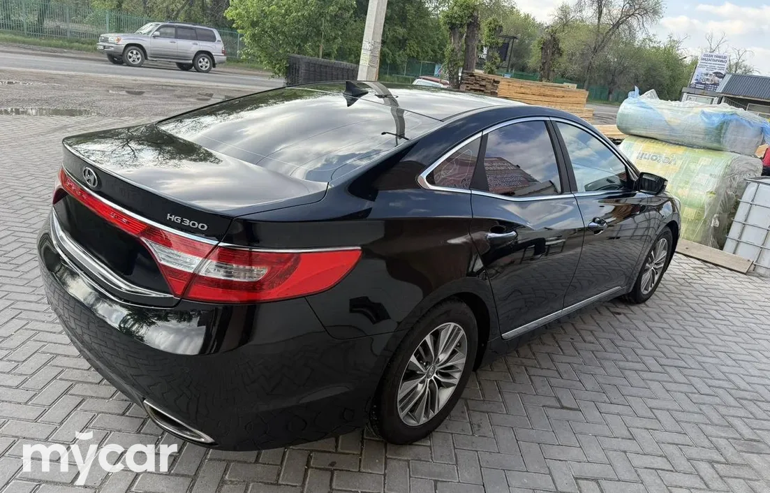 Hyundai Grandeur 2012