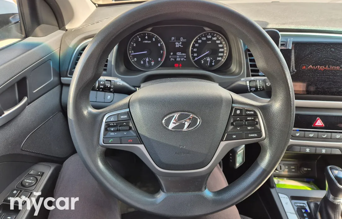 Hyundai Elantra 2018