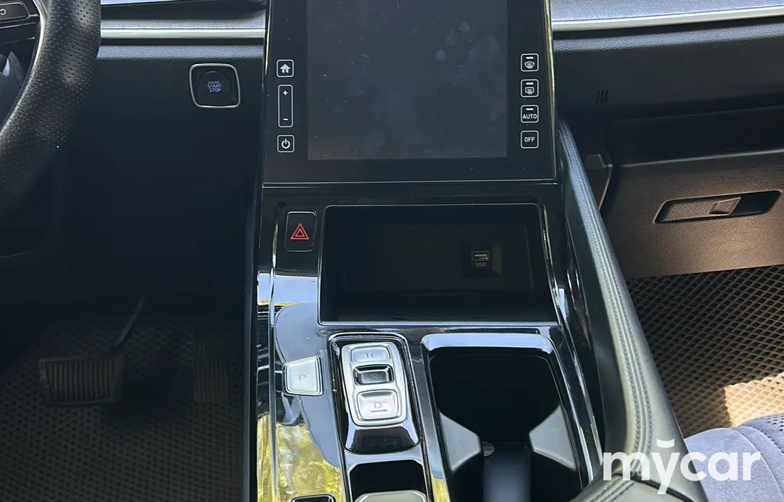 Hyundai Custin 2024