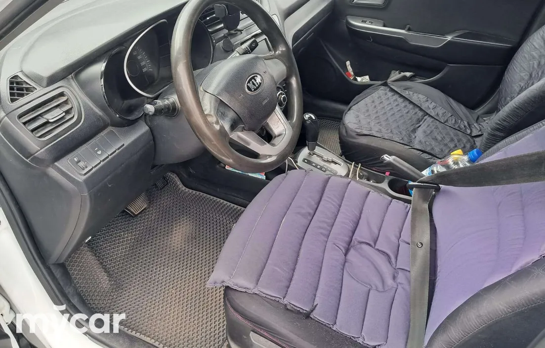 Kia Rio 2013