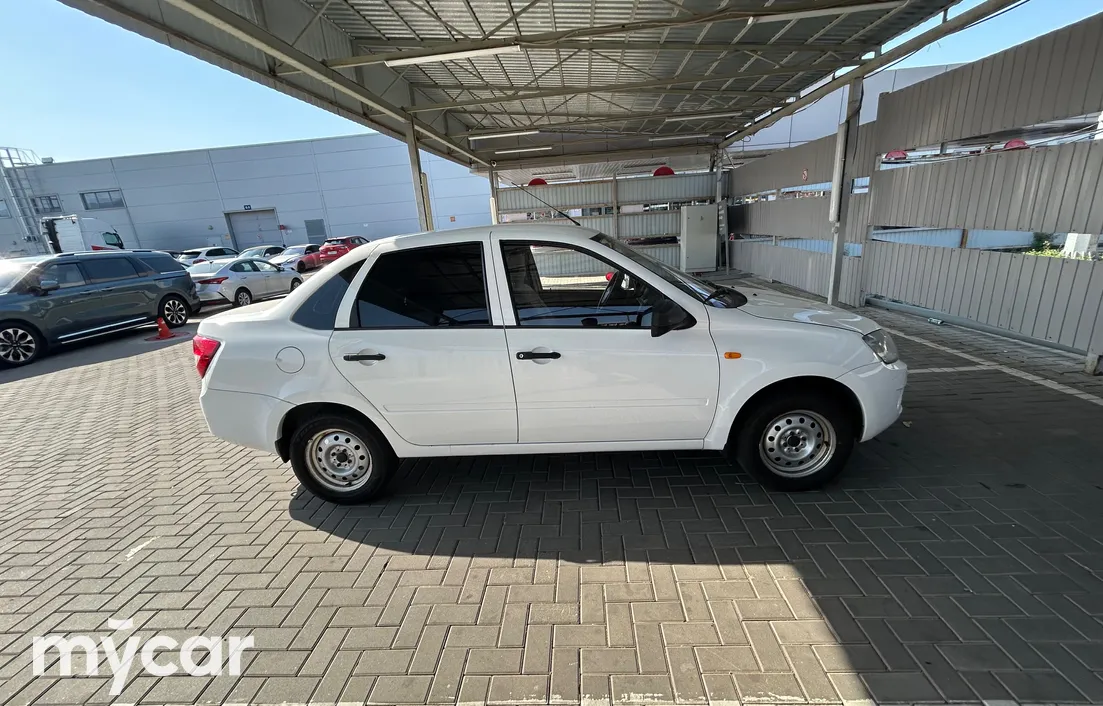 LADA Granta 2013