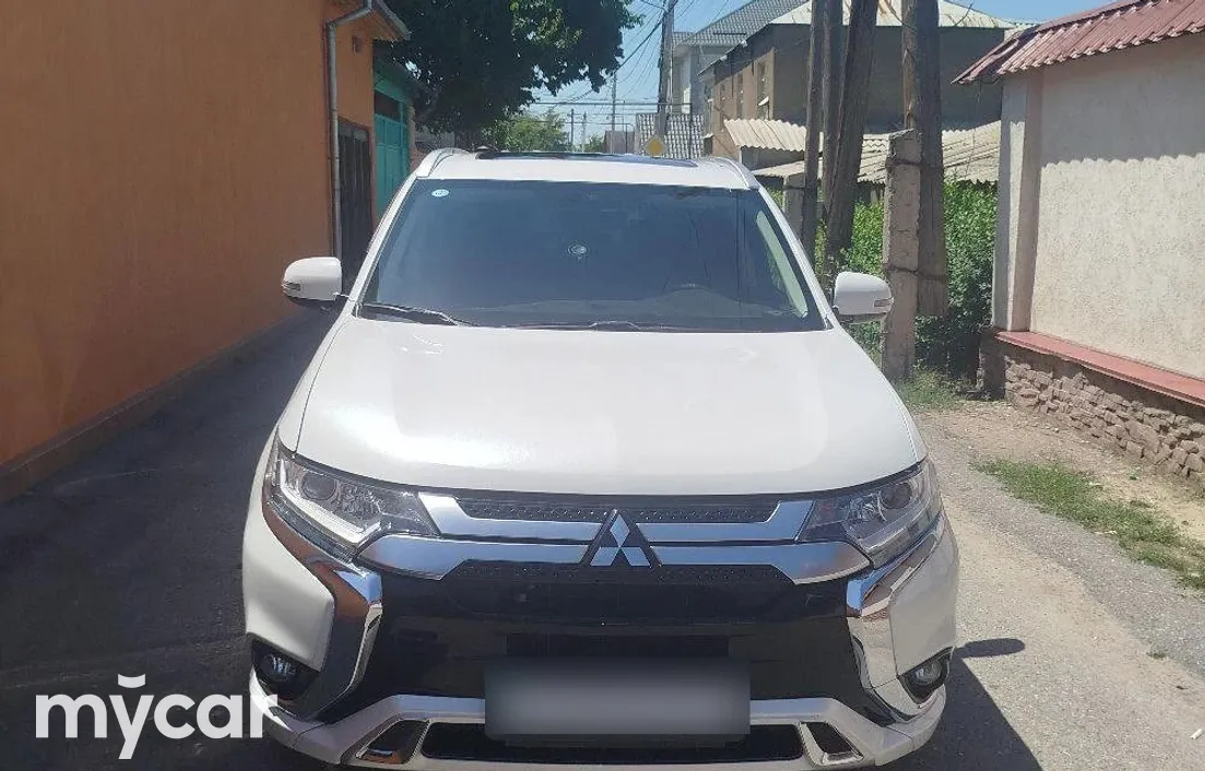 Mitsubishi Outlander 2022