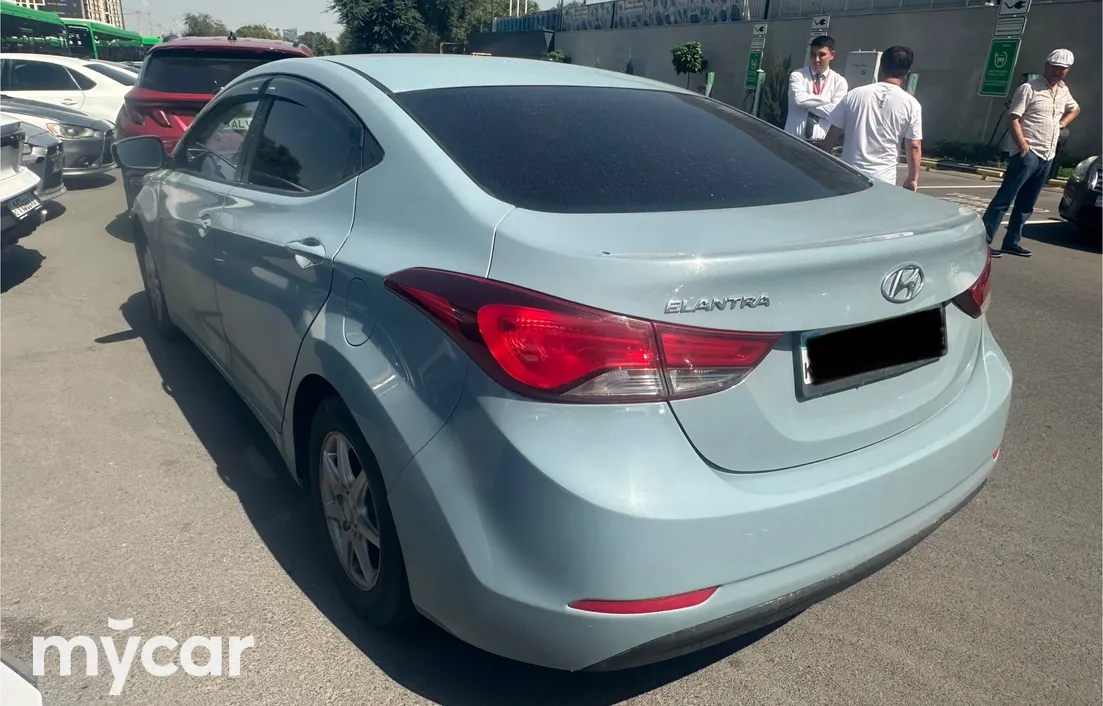 Hyundai Elantra 2014
