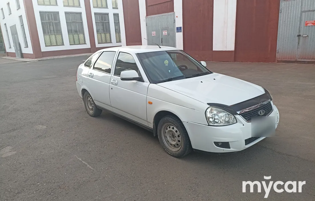 LADA Priora 2013