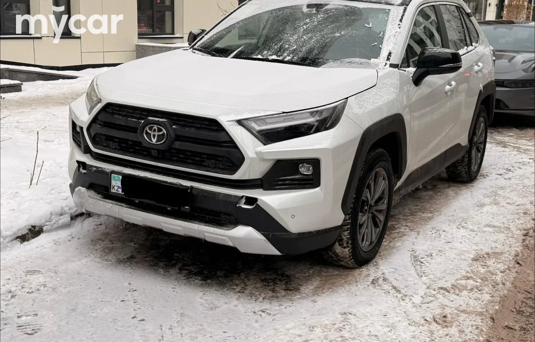 Toyota RAV4 2025