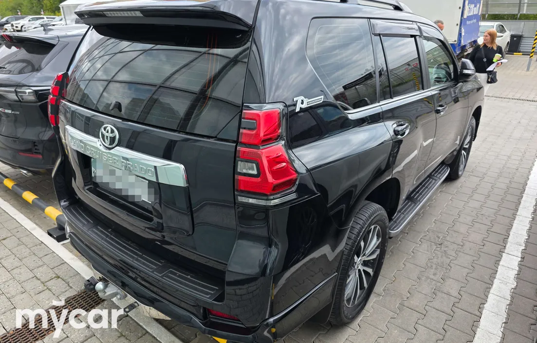 Toyota Land Cruiser Prado 2022