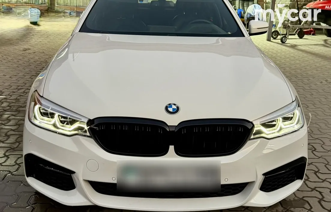 BMW 5 серия 2017