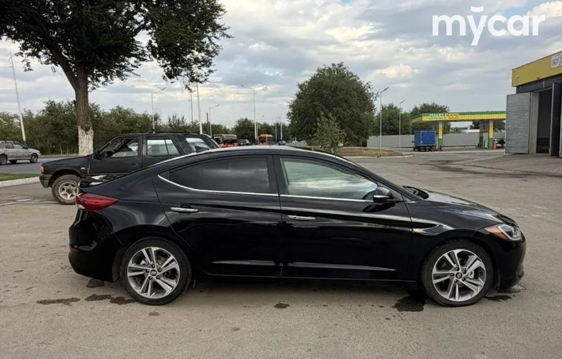Hyundai Elantra 2017
