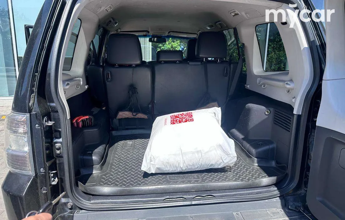Mitsubishi Pajero 2011
