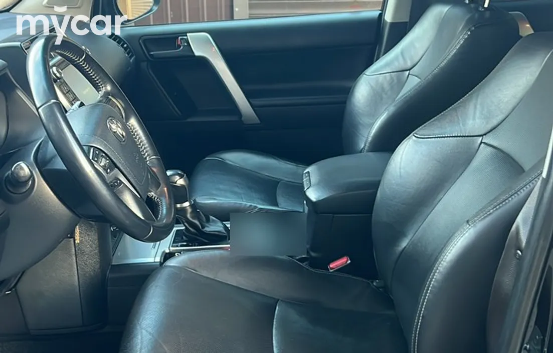 Toyota Land Cruiser Prado 2018