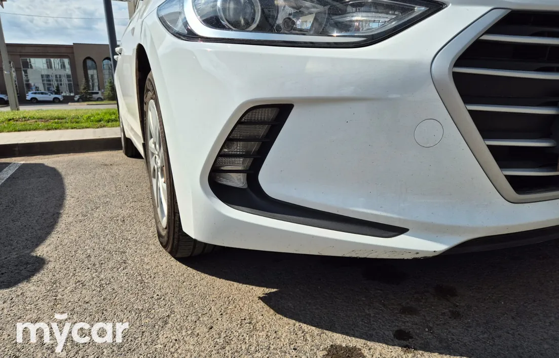 Hyundai Elantra 2018