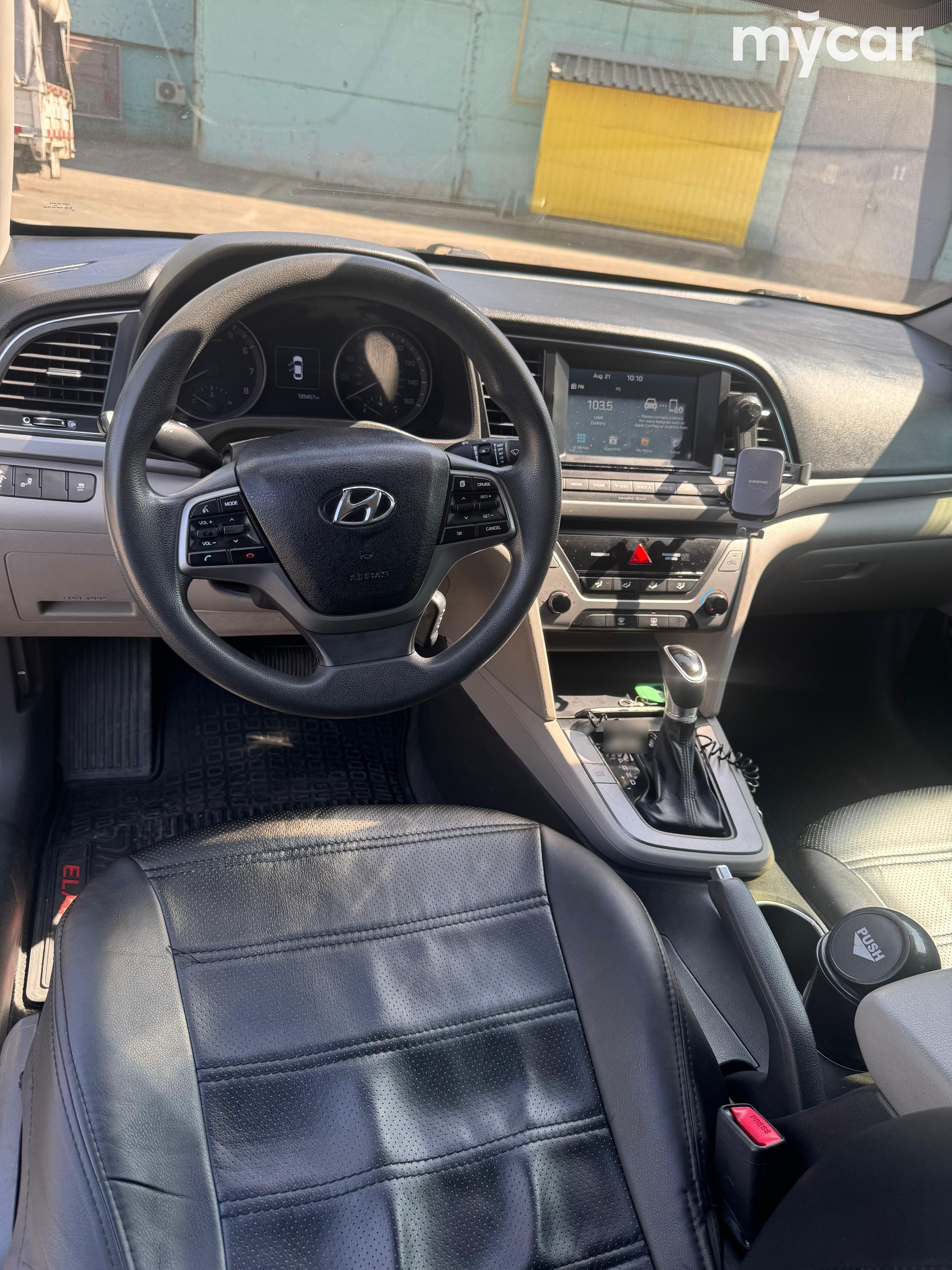 Hyundai Elantra 2017