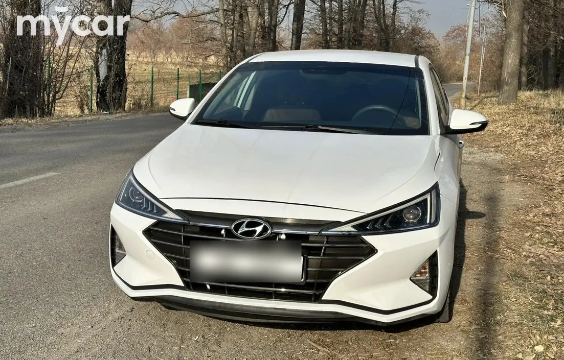 Hyundai Elantra 2020