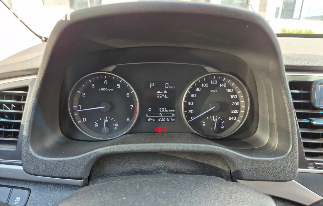 Hyundai Elantra 2018