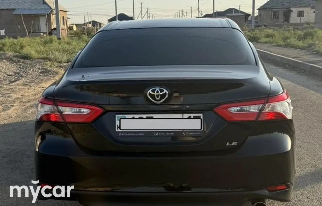 Toyota Camry 2017