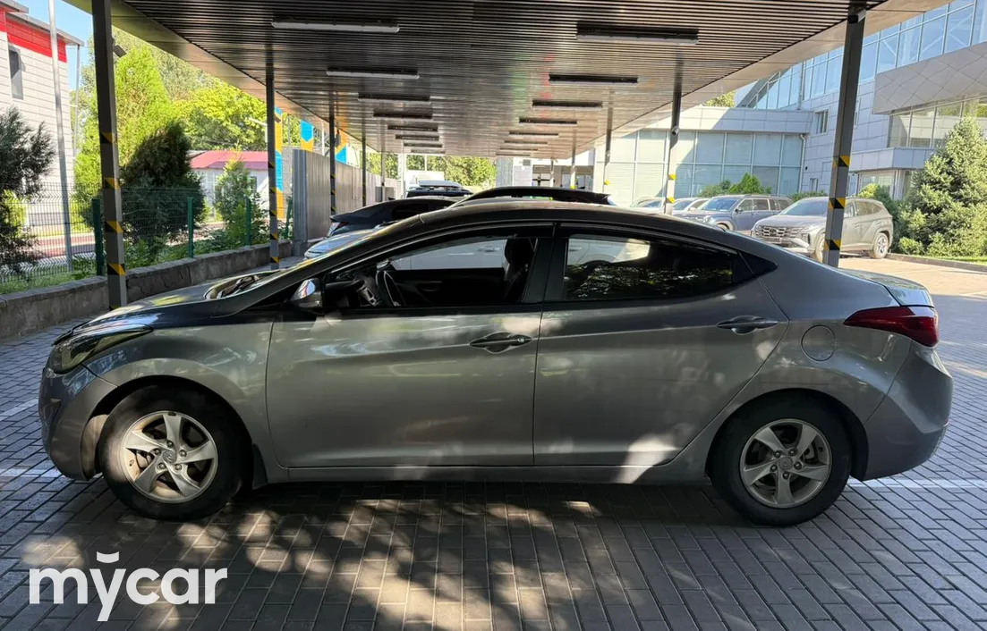 Hyundai Elantra 2014
