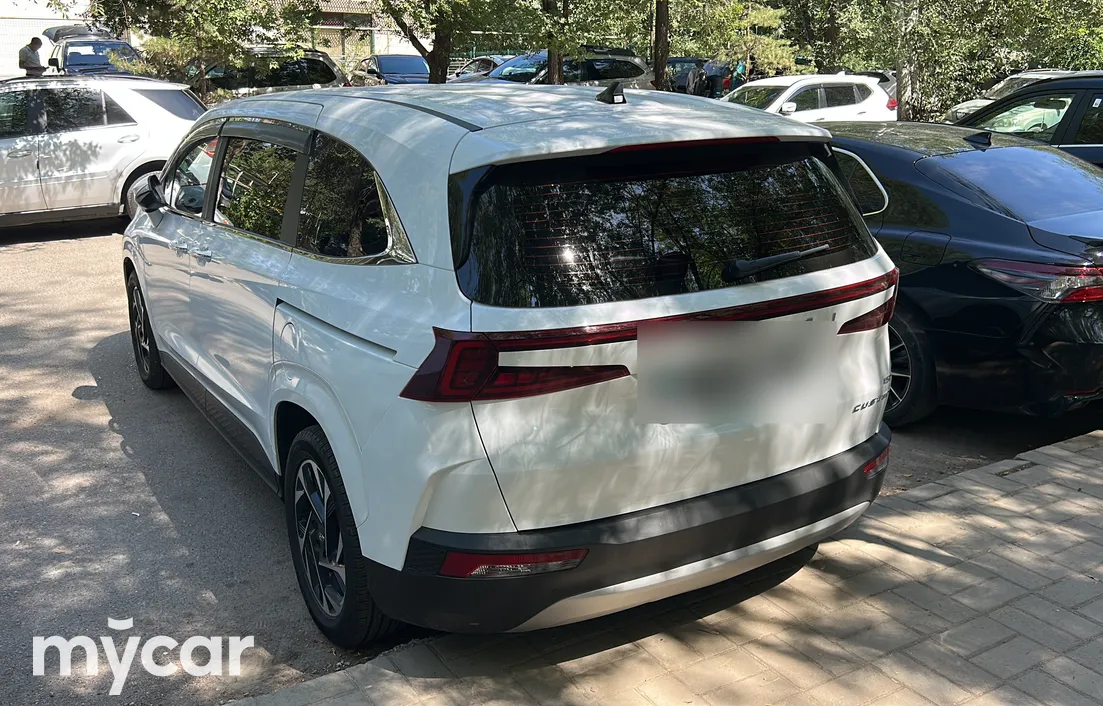 Hyundai Custin 2024