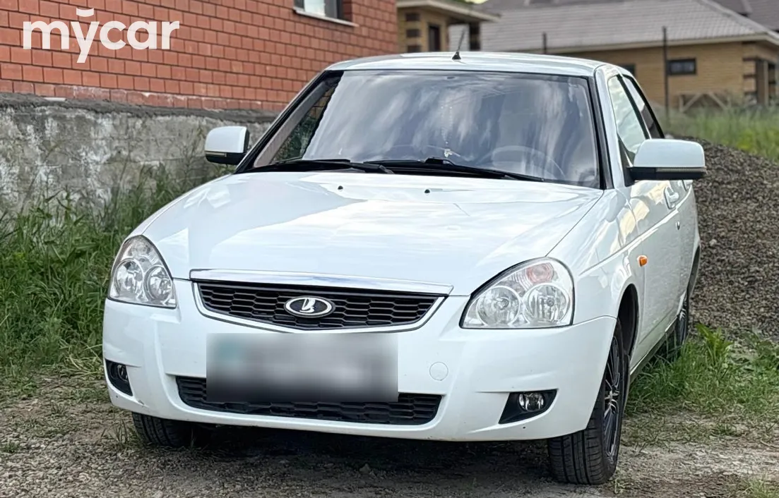 LADA Priora 2012