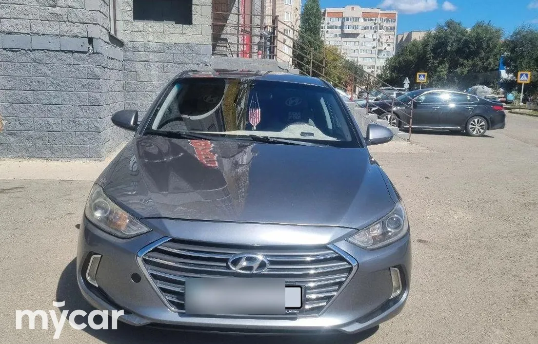 Hyundai Elantra 2016