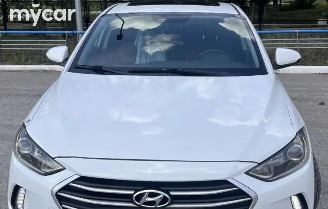 Hyundai Elantra 2018
