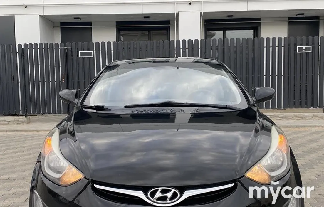 Hyundai Elantra 2014