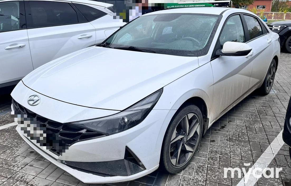 Hyundai Elantra 2021