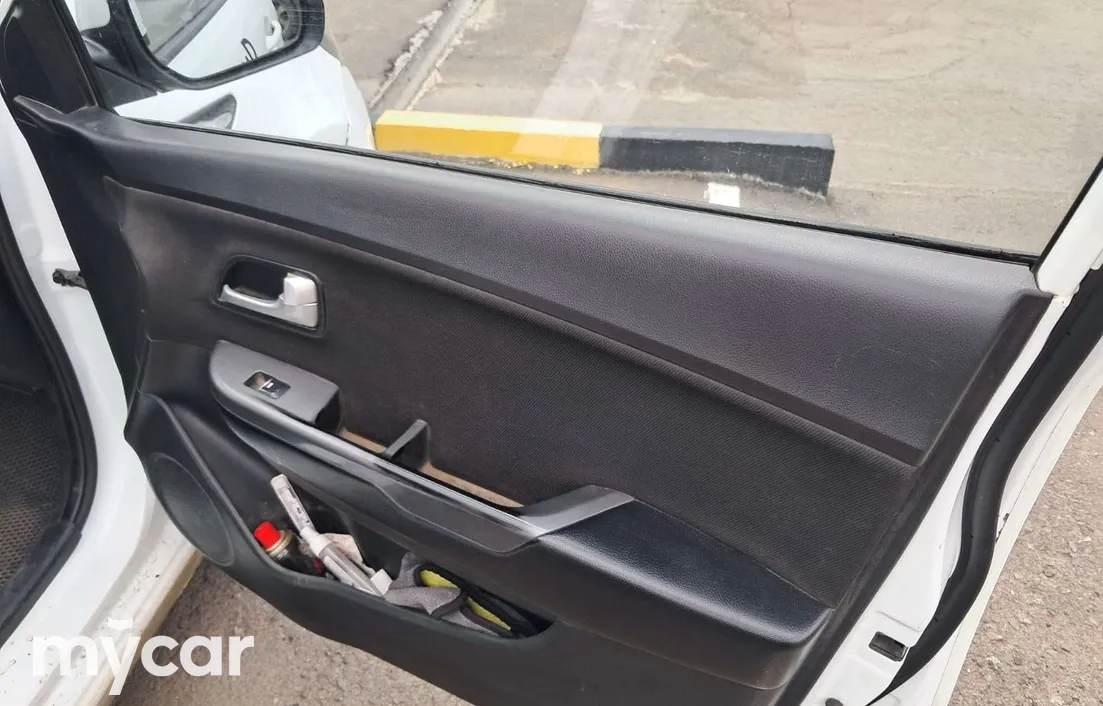Kia Rio 2013