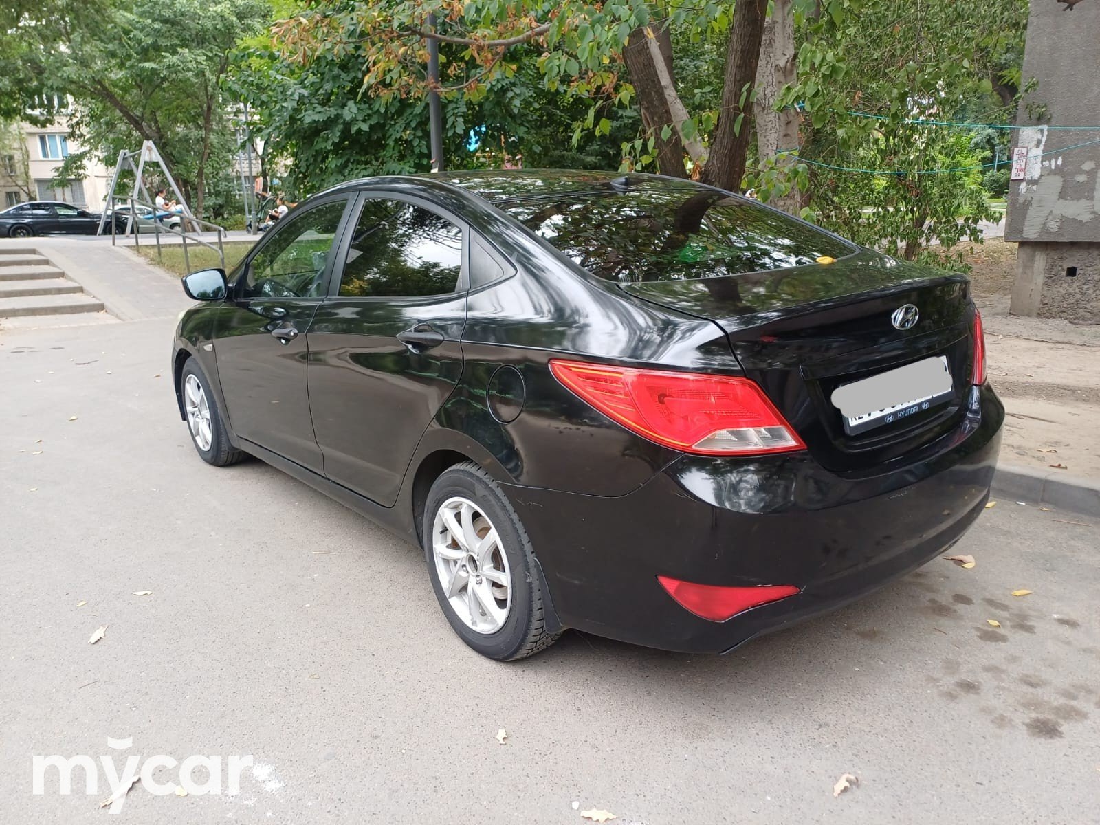 Hyundai Accent 2014