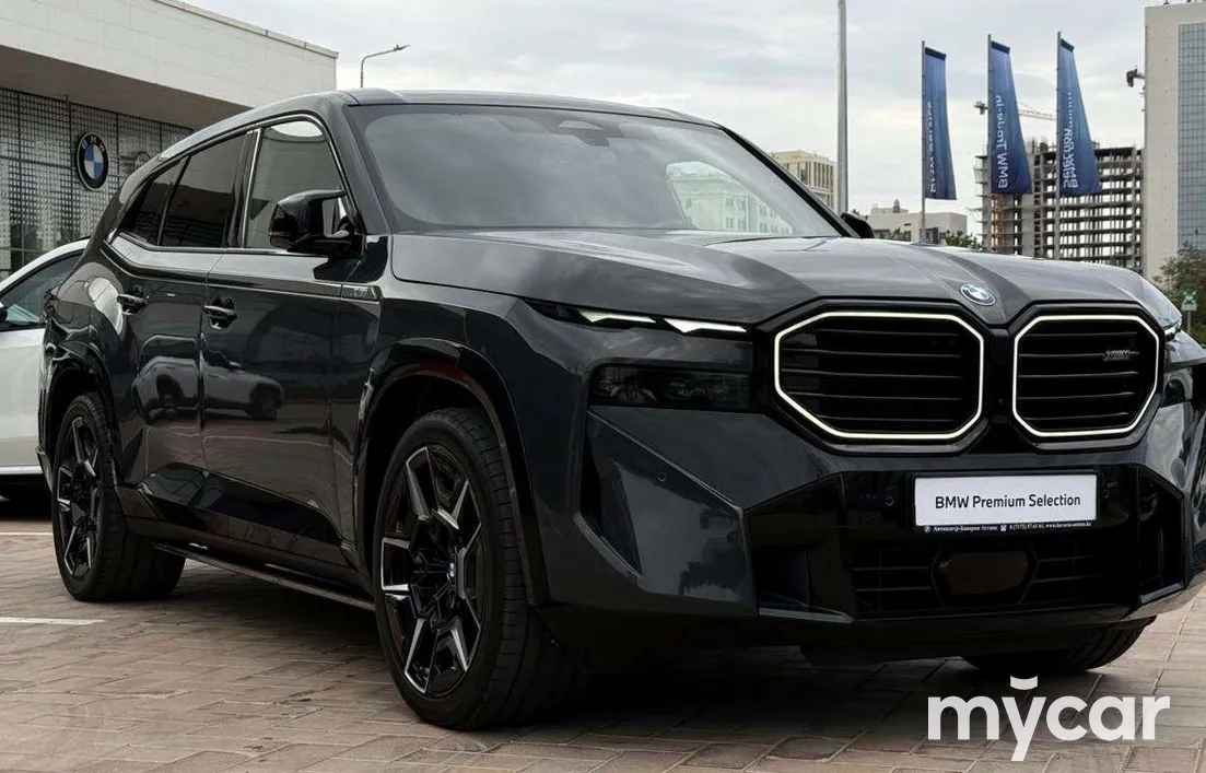 BMW XM 2024