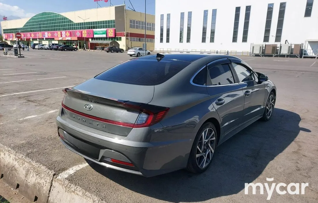 Hyundai Sonata 2021