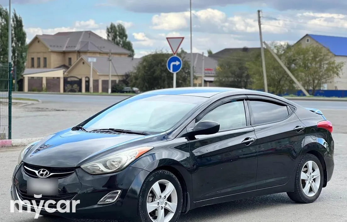 Hyundai Elantra 2013