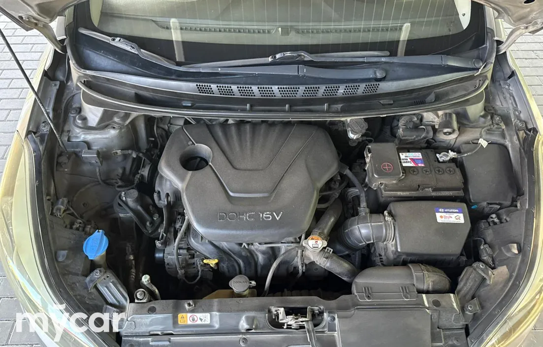 Hyundai Elantra 2014