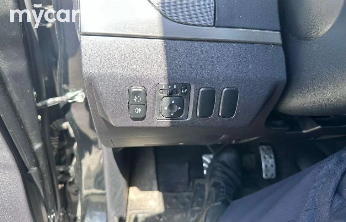 Mitsubishi Pajero 2011