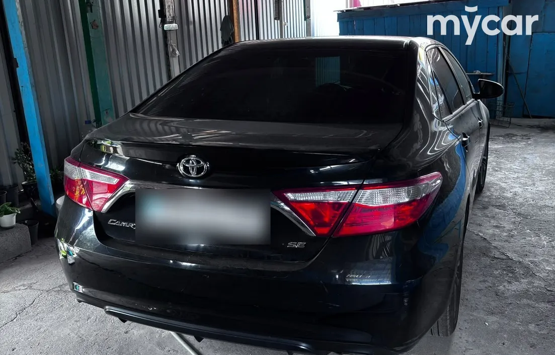 Toyota Camry 2016