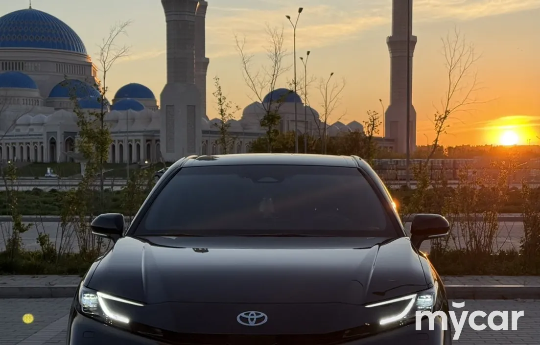 Toyota Camry 2025