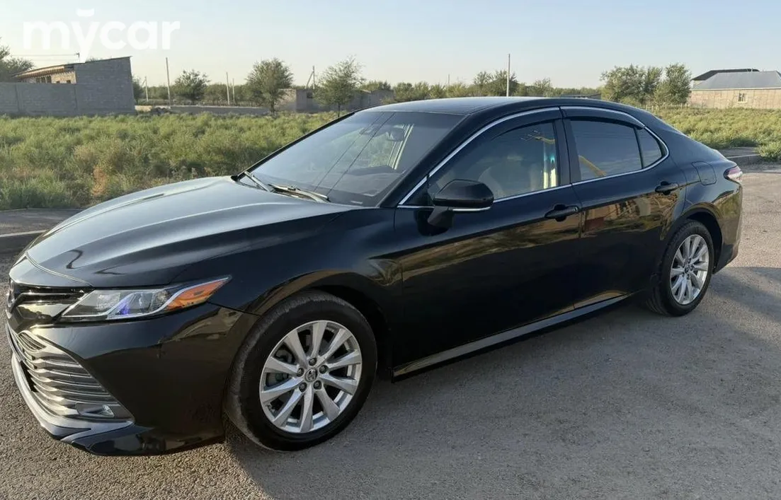 Toyota Camry 2017