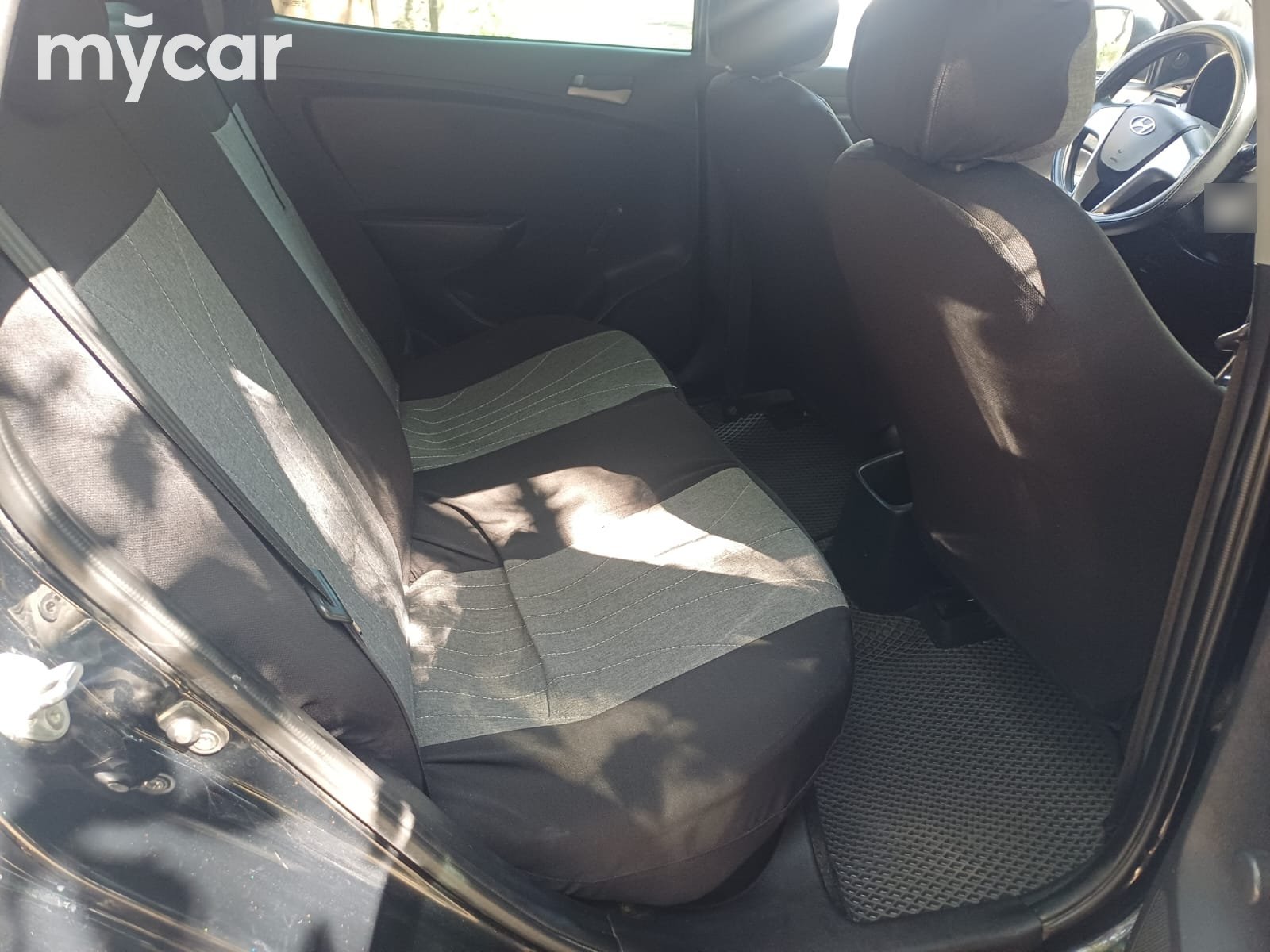 Hyundai Accent 2014