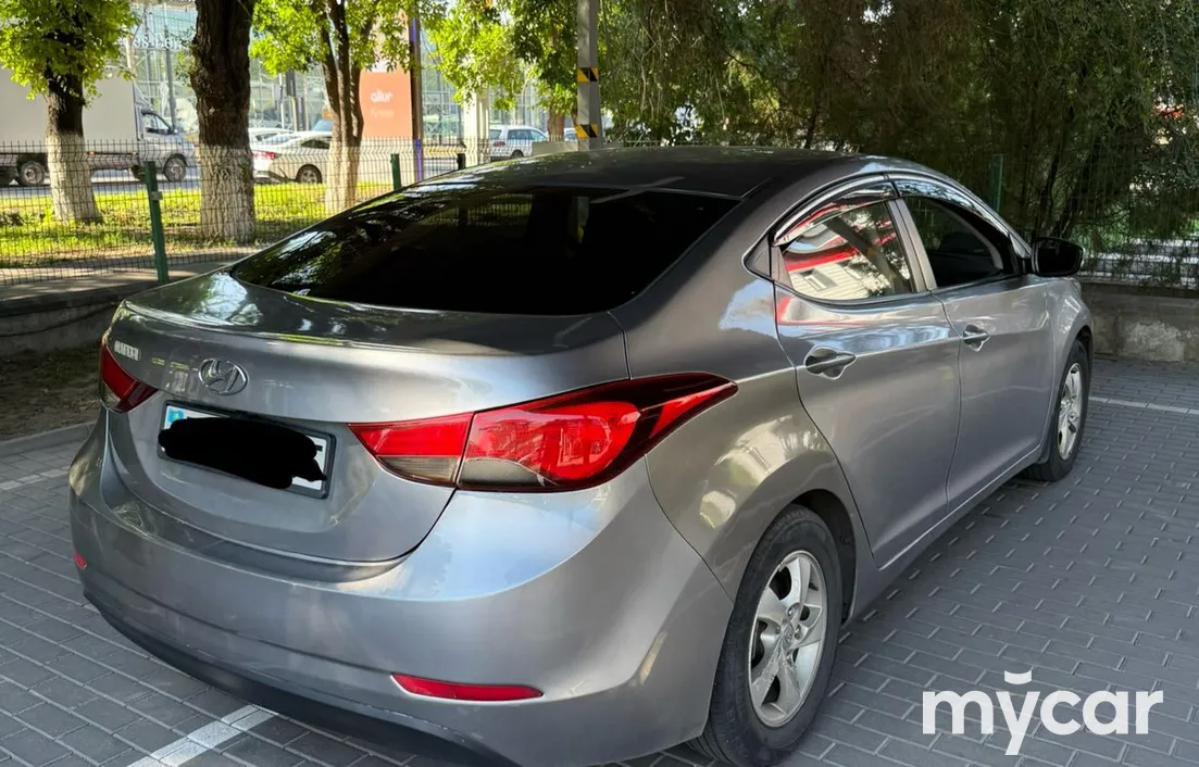 Hyundai Elantra 2014