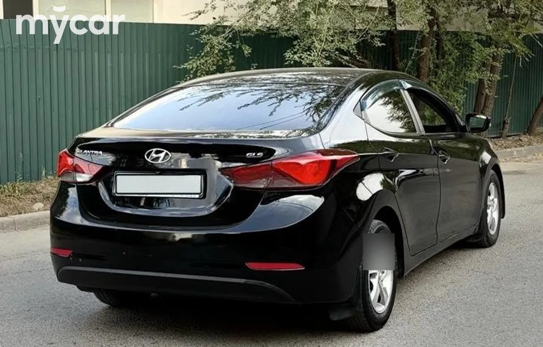 Hyundai Elantra 2015