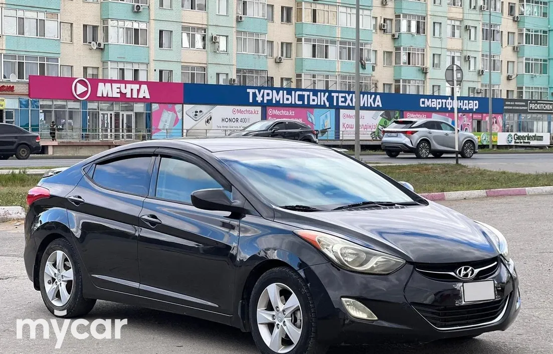 Hyundai Elantra 2013