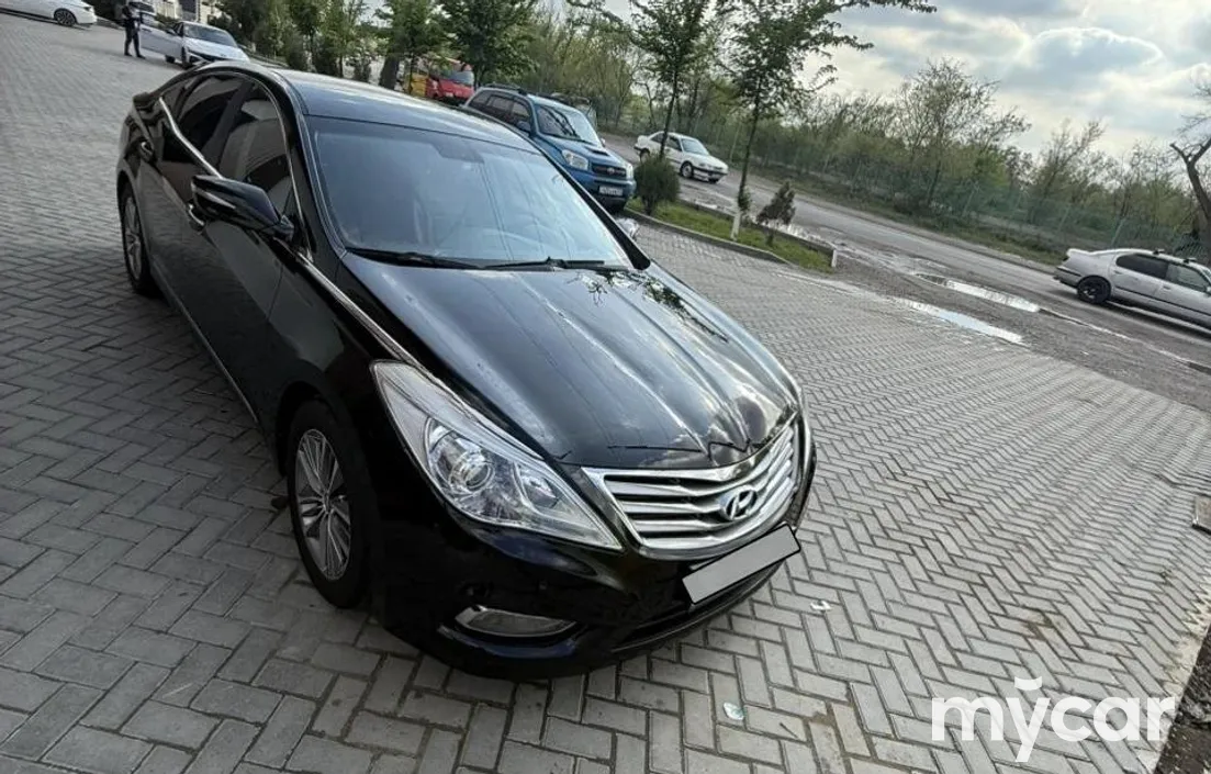 Hyundai Grandeur 2012