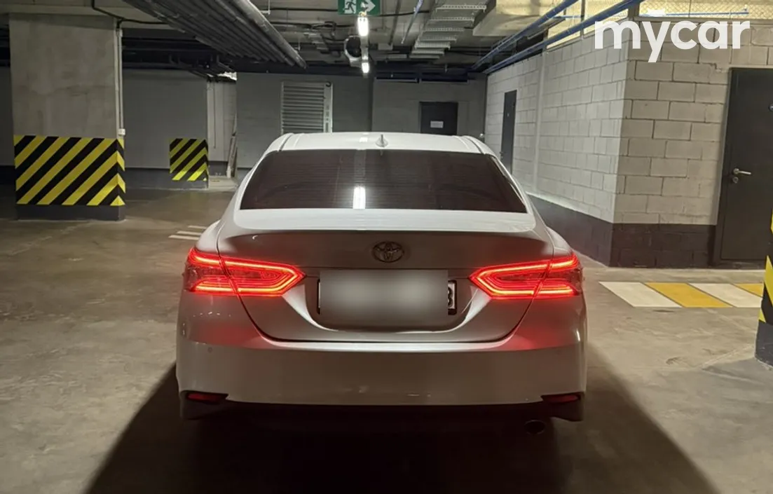 Toyota Camry 2018