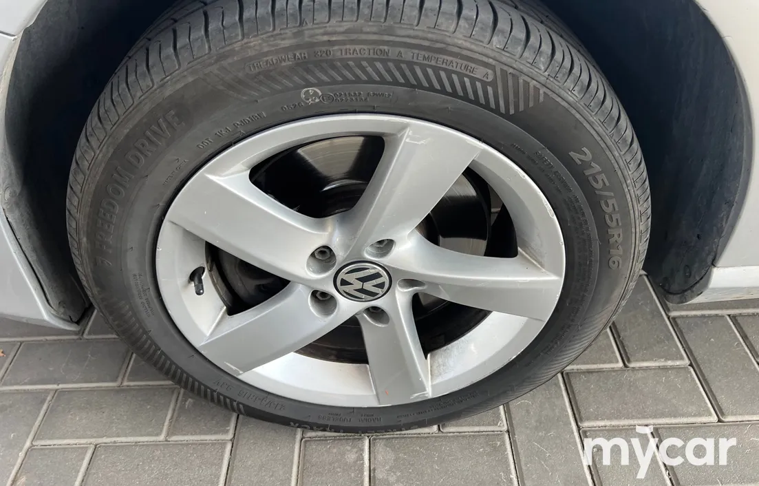 Volkswagen Passat 2011