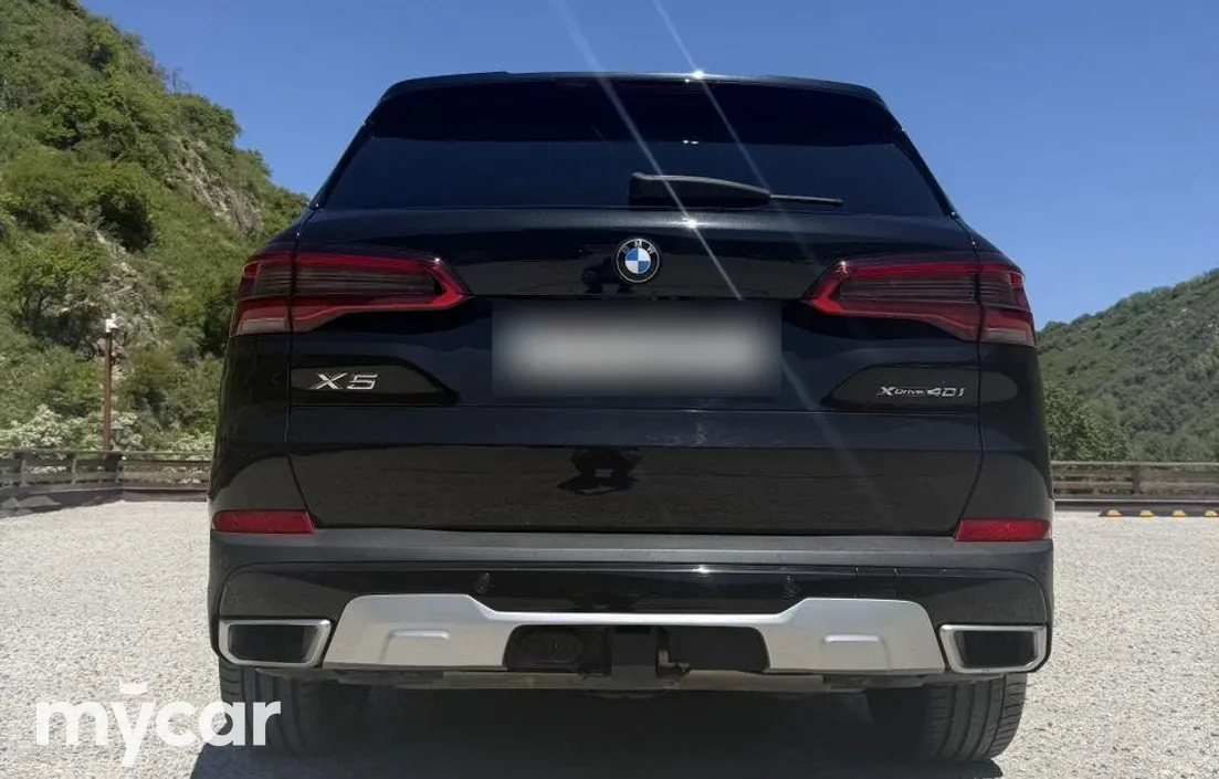 BMW X5 2019