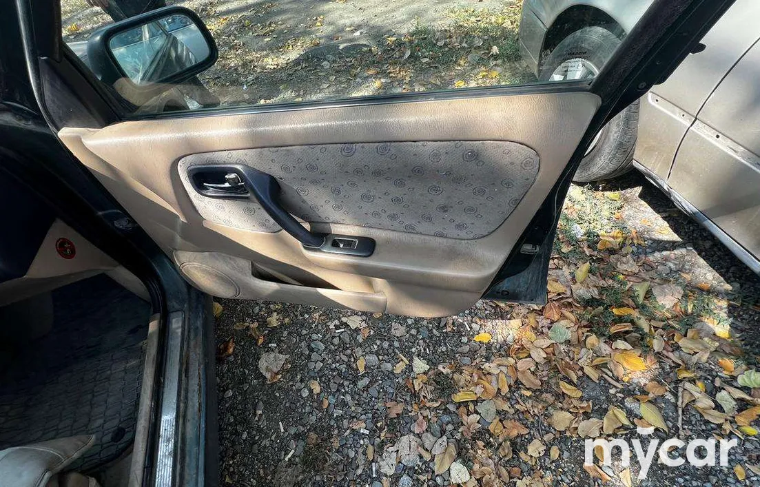 Nissan Primera 1999