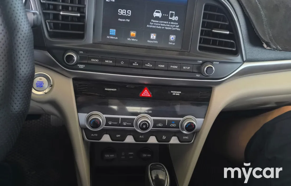 Hyundai Elantra 2019