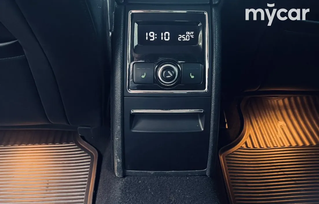 Skoda Superb 2013