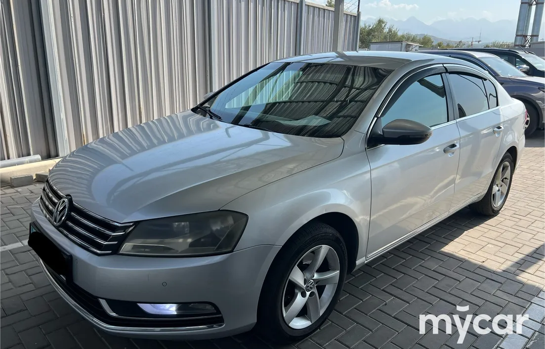 Volkswagen Passat 2011