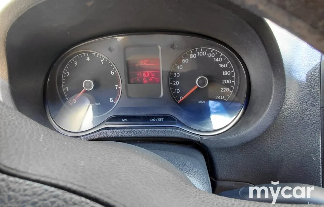 Volkswagen Polo 2013