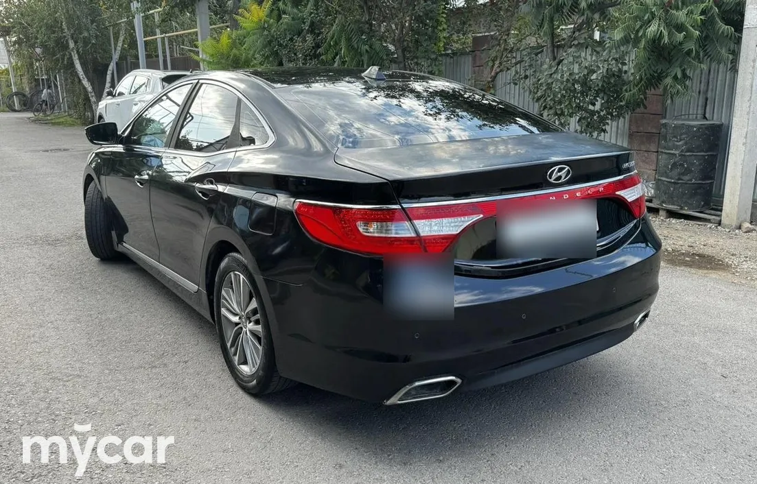 Hyundai Grandeur 2015